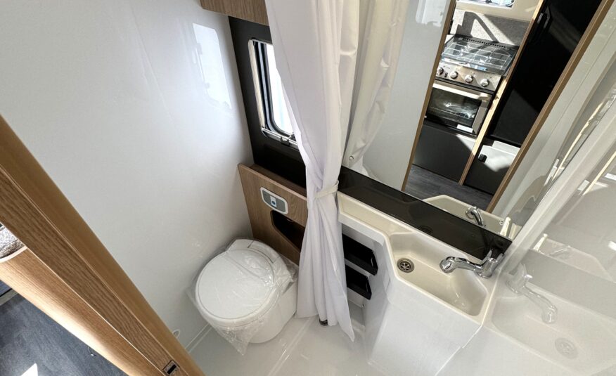 Auto-Trail Excel 690T