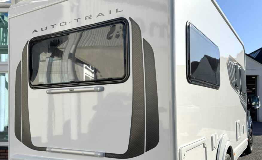 Auto-Trail Excel 690L