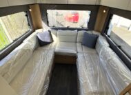 Auto-Trail Excel 690L