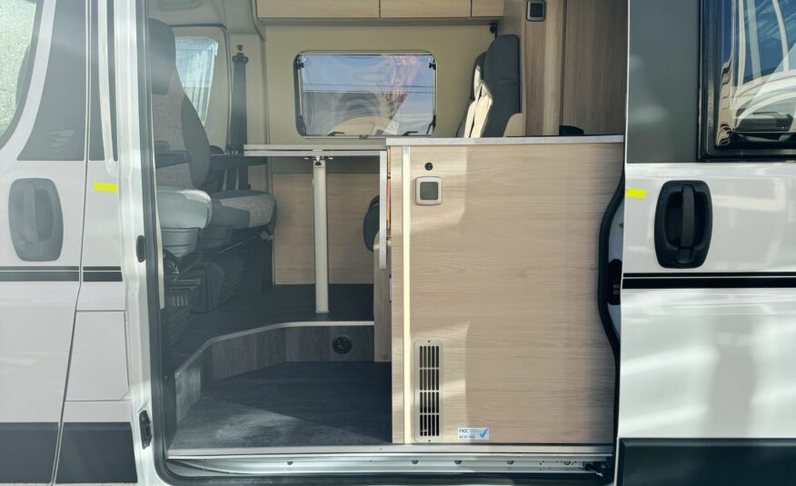 Auto-Trail Expedition 67 Flex